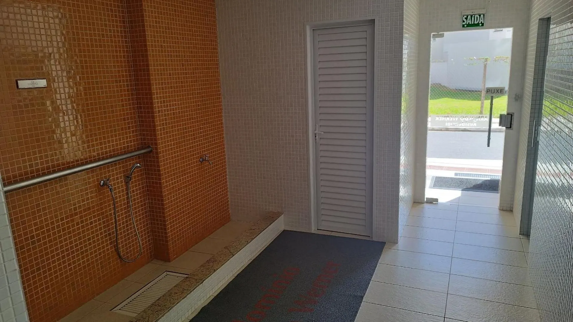 Encanto Nas Alturas: Acomode-Se No Elegante Edificio Arnoldo Werner Em Balneário Camboriú