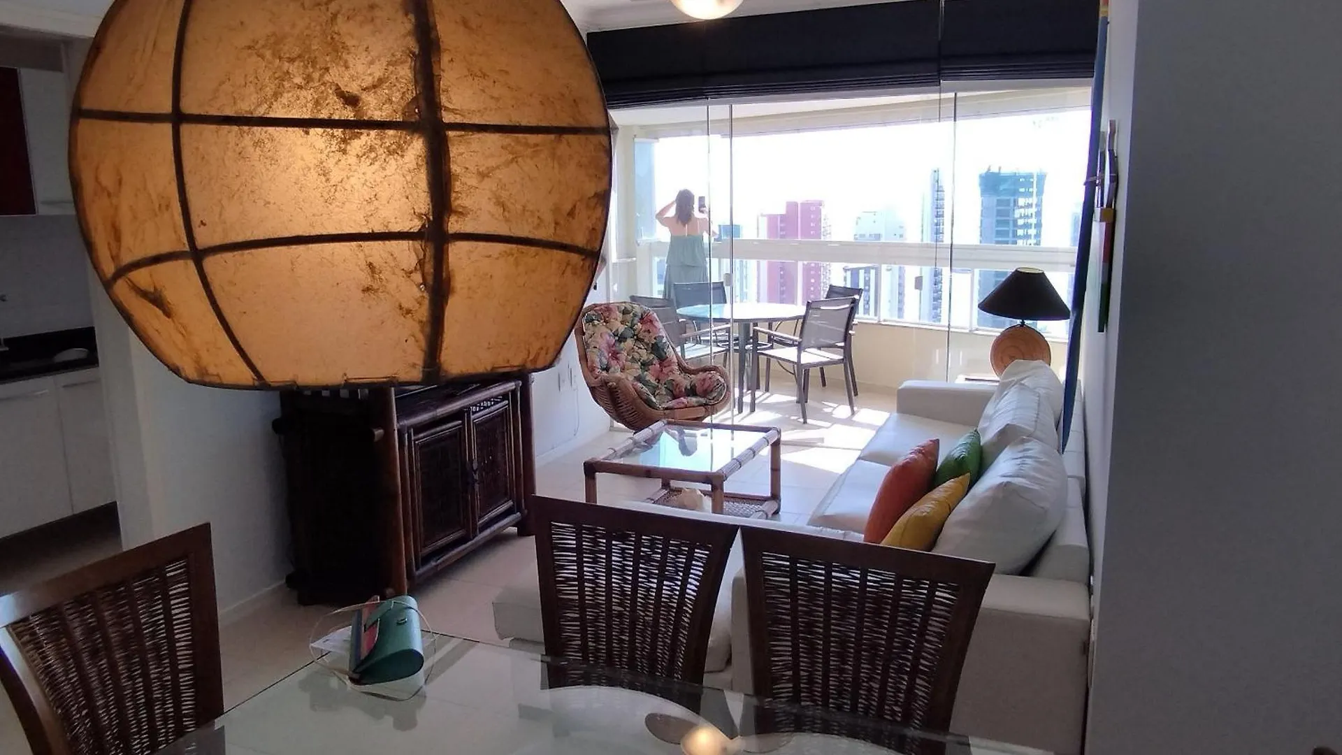 Encanto Nas Alturas: Acomode-Se No Elegante Edificio Arnoldo Werner Em Balneário Camboriú Brasilien